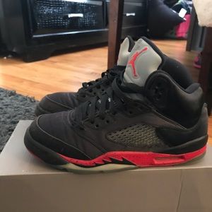 Jordan Retro 5 - satin Breds